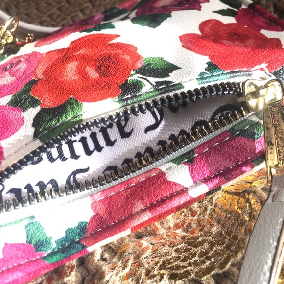NWT Petite Rose Juicy Couture Crossbody Purse Bag - Picture 6 of 8